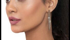 Sunkissed Secrets: Επιτυγχάνοντας μια φυσικά μαυρισμένη εμφάνιση με Bronzer